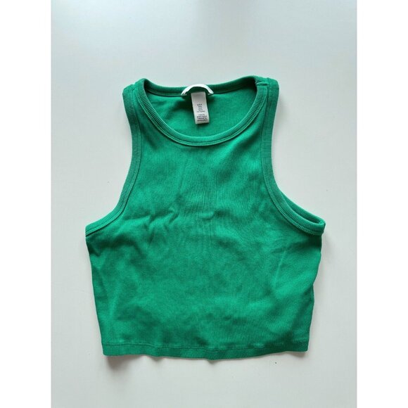 Lot of 4 H&M Workout Clothes - T-Shirt, Tank Sweatshorts, Running Shorts, Size M - Picture 4 of 15